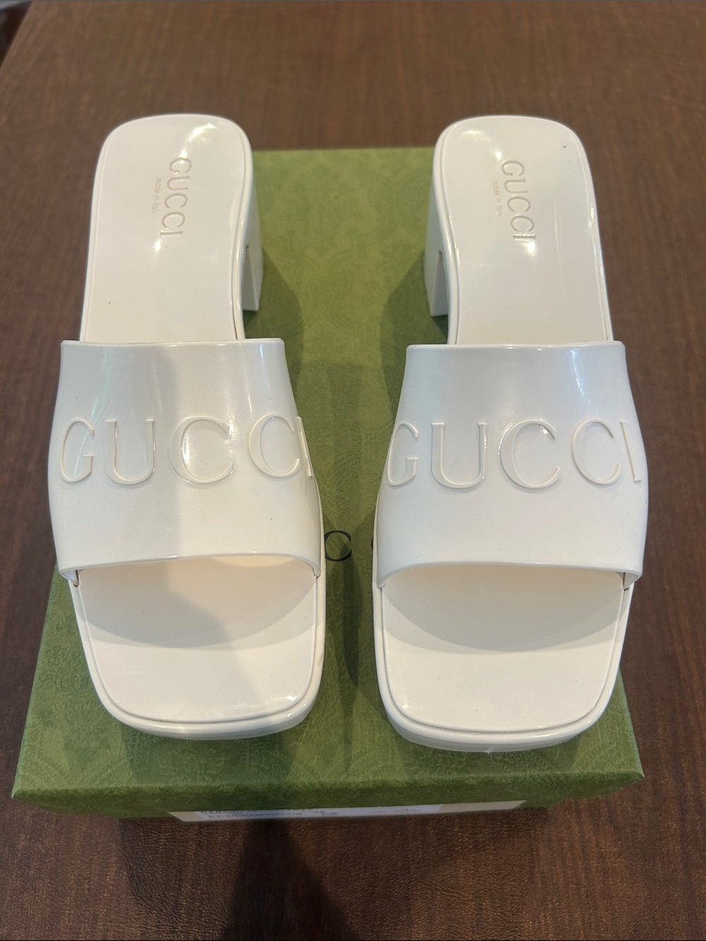 Gucci White Pool Slides